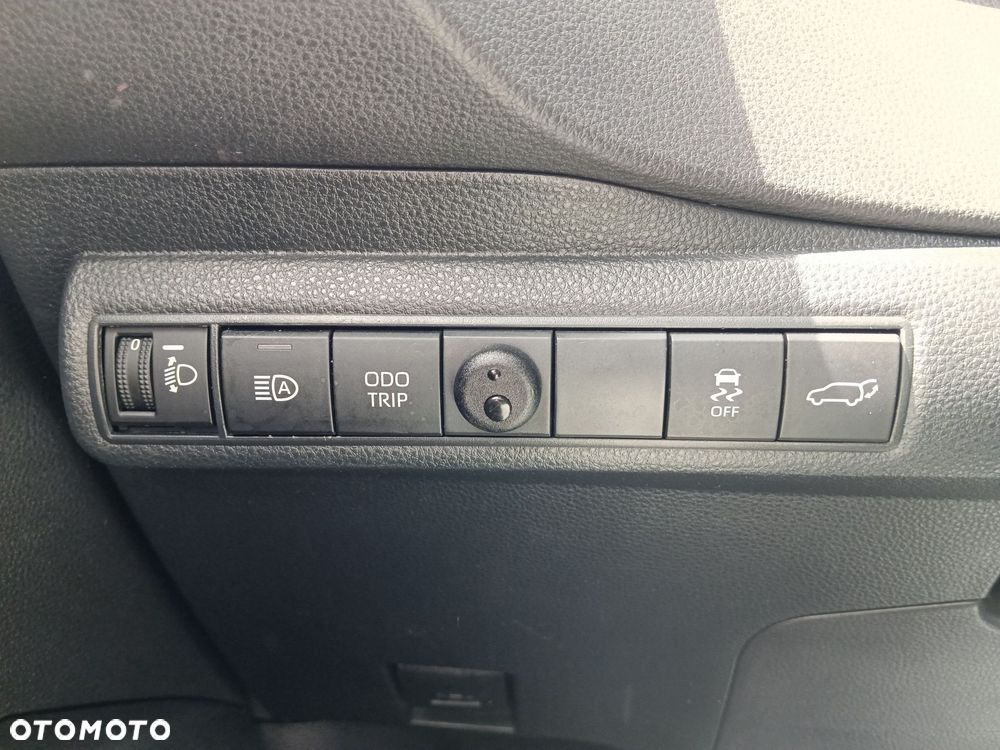 Toyota Corolla 1.8 Hybrid Style - 18