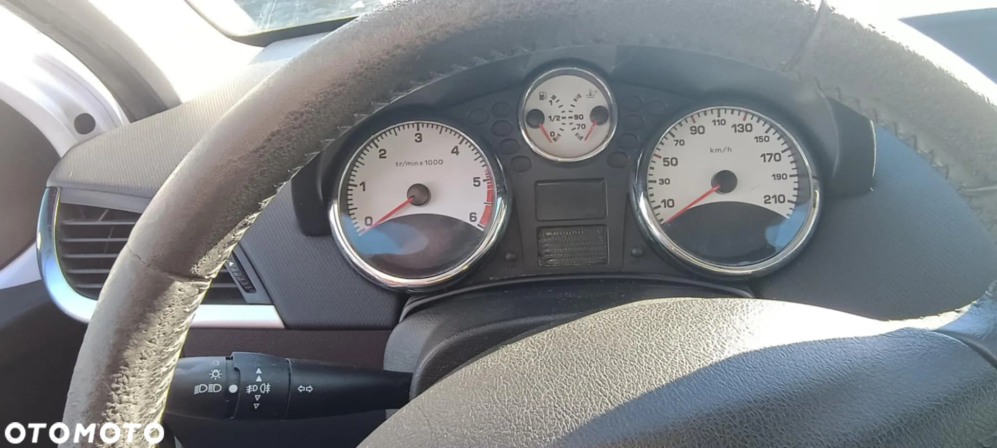 Peugeot 207 1.6 HDi Access 98g - 5
