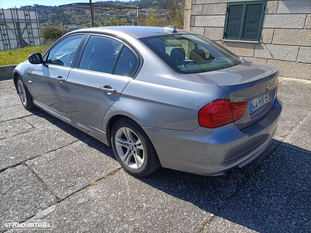 BMW 318 d - 5
