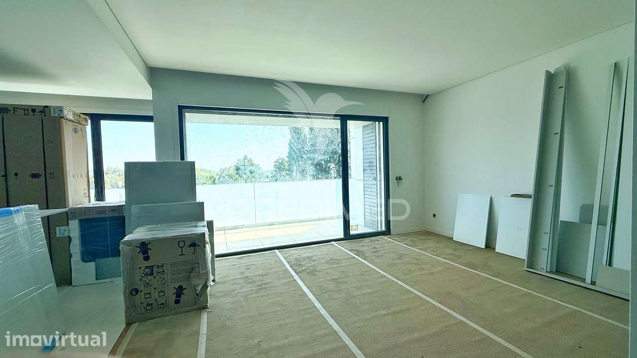 APARTAMENTO T3 ÚLTIMA  FRACÇÃO -Empreendimento Verbo Divino - Grande imagem: 2/14
