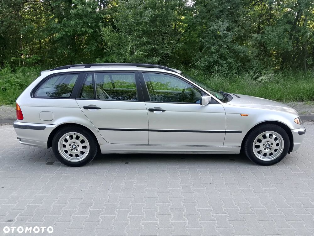 BMW Seria 3 320d Edition Exclusive - 6