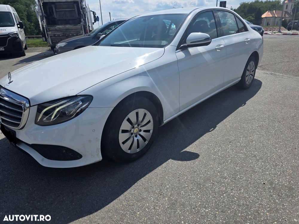 Mercedes-Benz E - 7