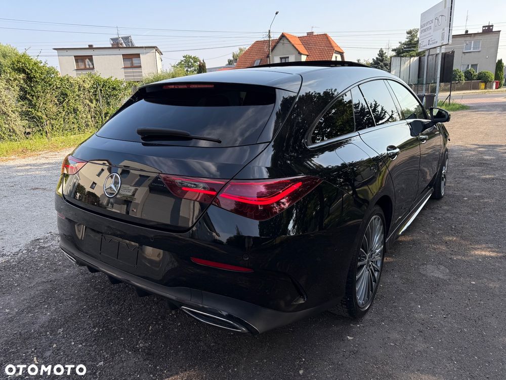 Mercedes-Benz CLA 250 e 8G-DCT AMG Line - 11