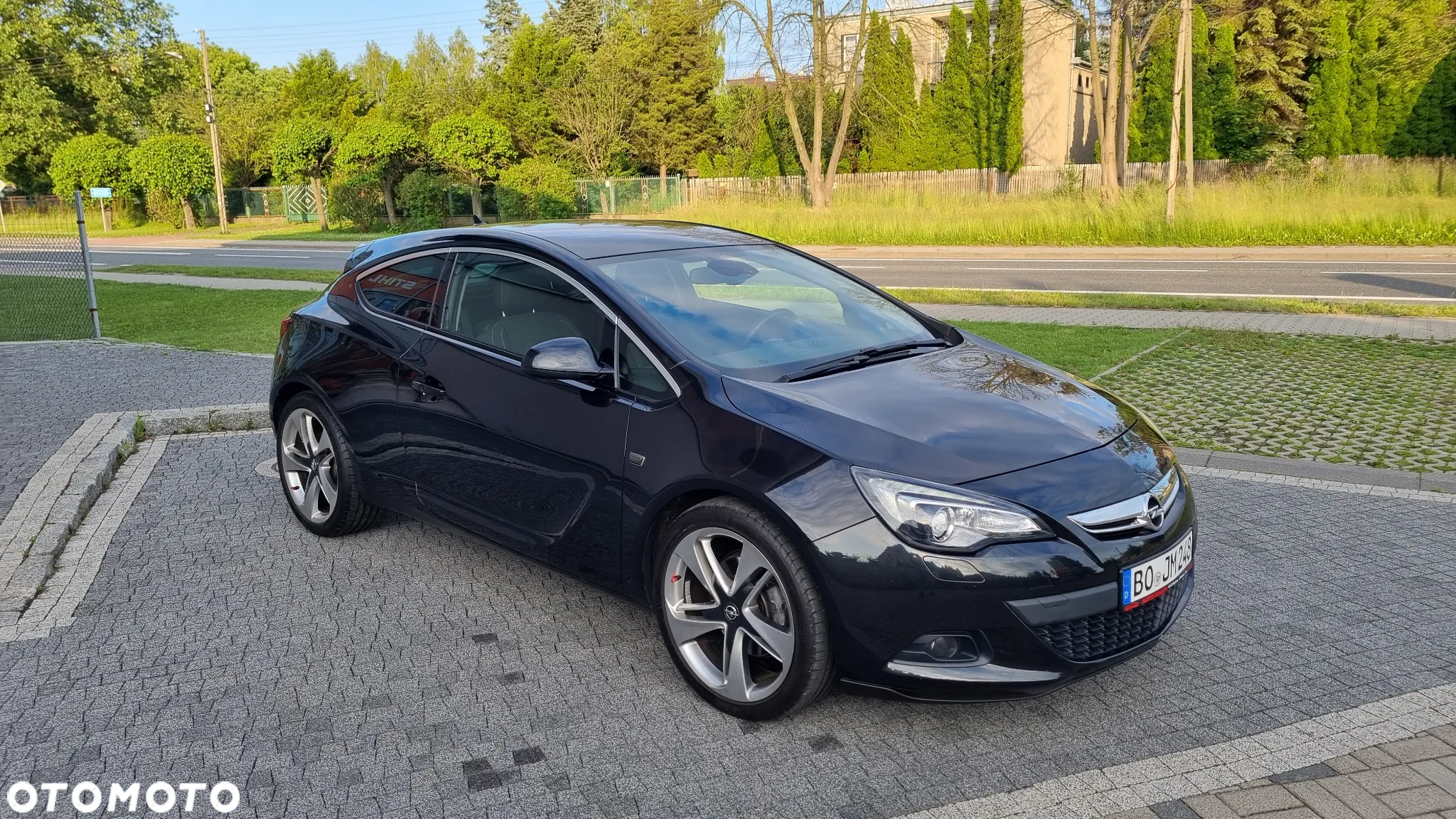 Opel Astra GTC 1.4 Turbo - 5