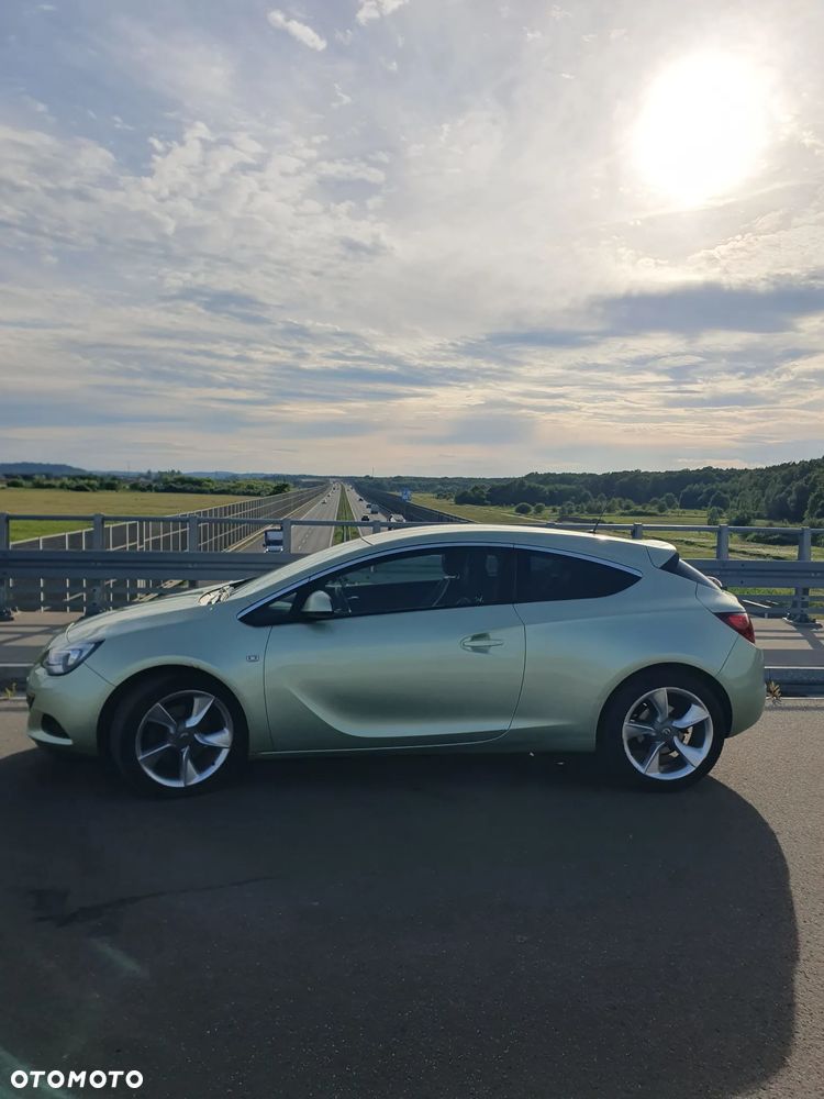 Opel Astra - 8