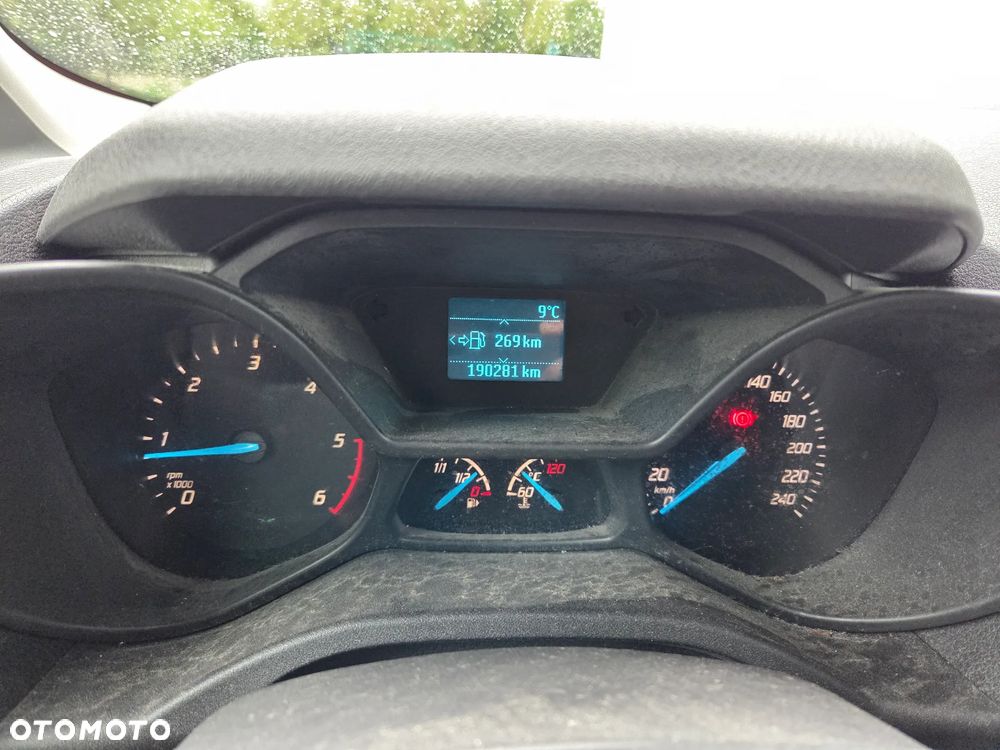 Ford Transit Connect - 9