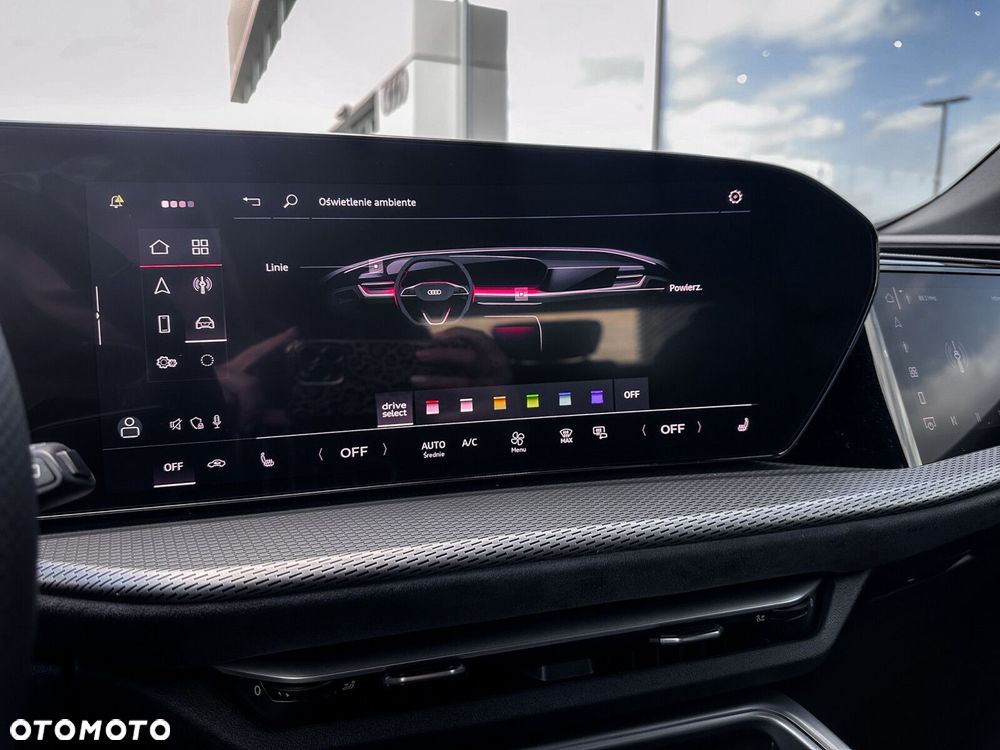 Audi Q5 Sportback - 28