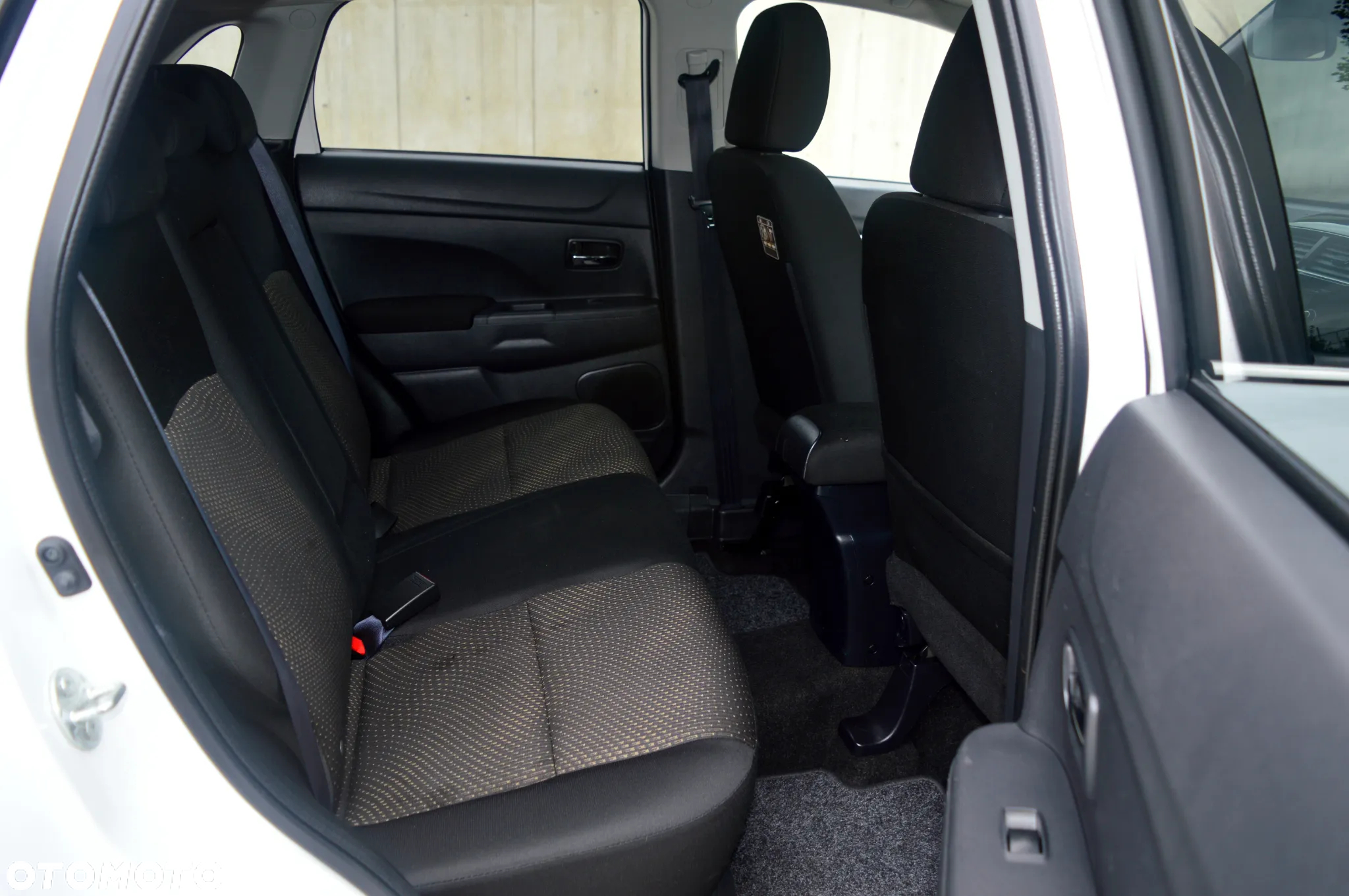 Mitsubishi ASX - 12