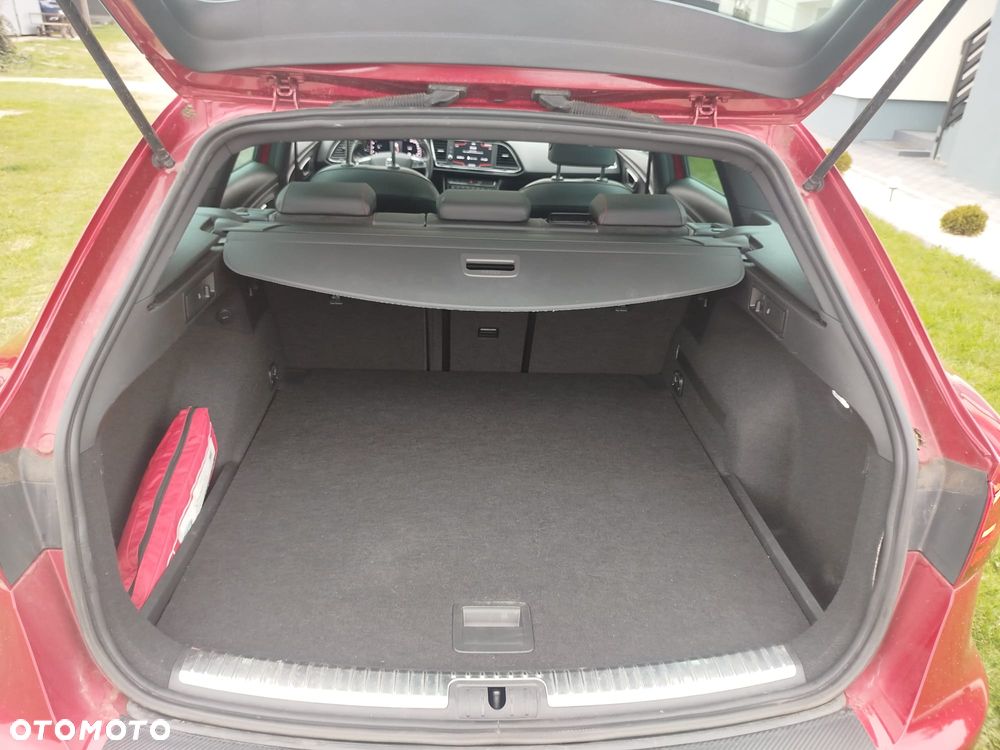 Seat Leon 2.0 TDI DPF DSG FR Black Matt Edition - 34