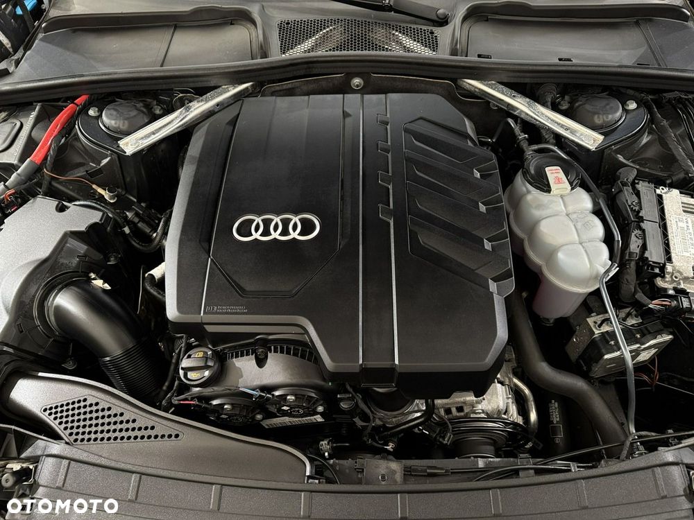 Audi A4 Avant - 33