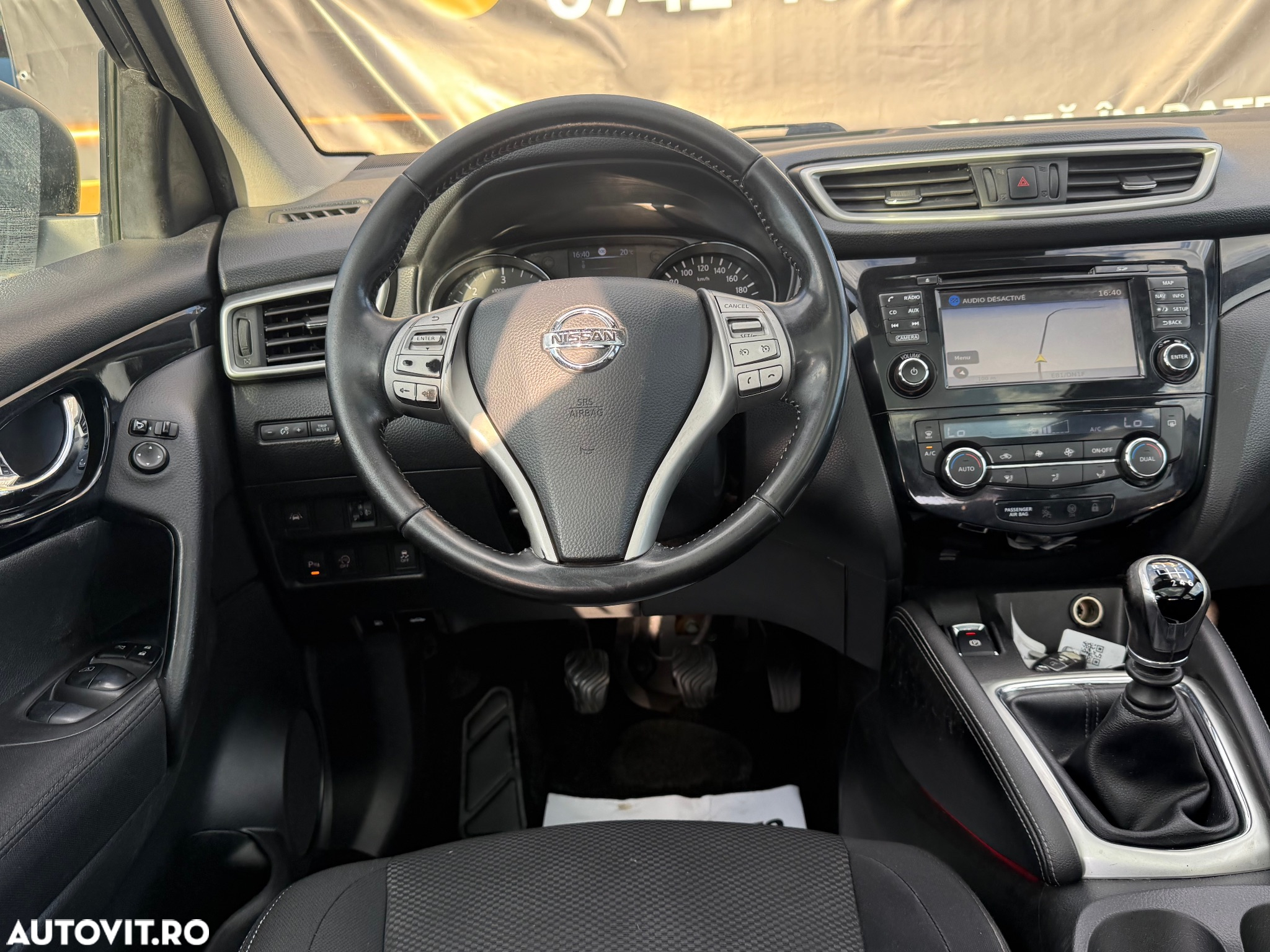 Nissan Qashqai 1.6 DCI N-Connecta - 5