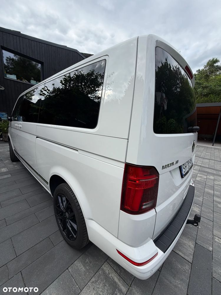 Volkswagen Multivan - 11