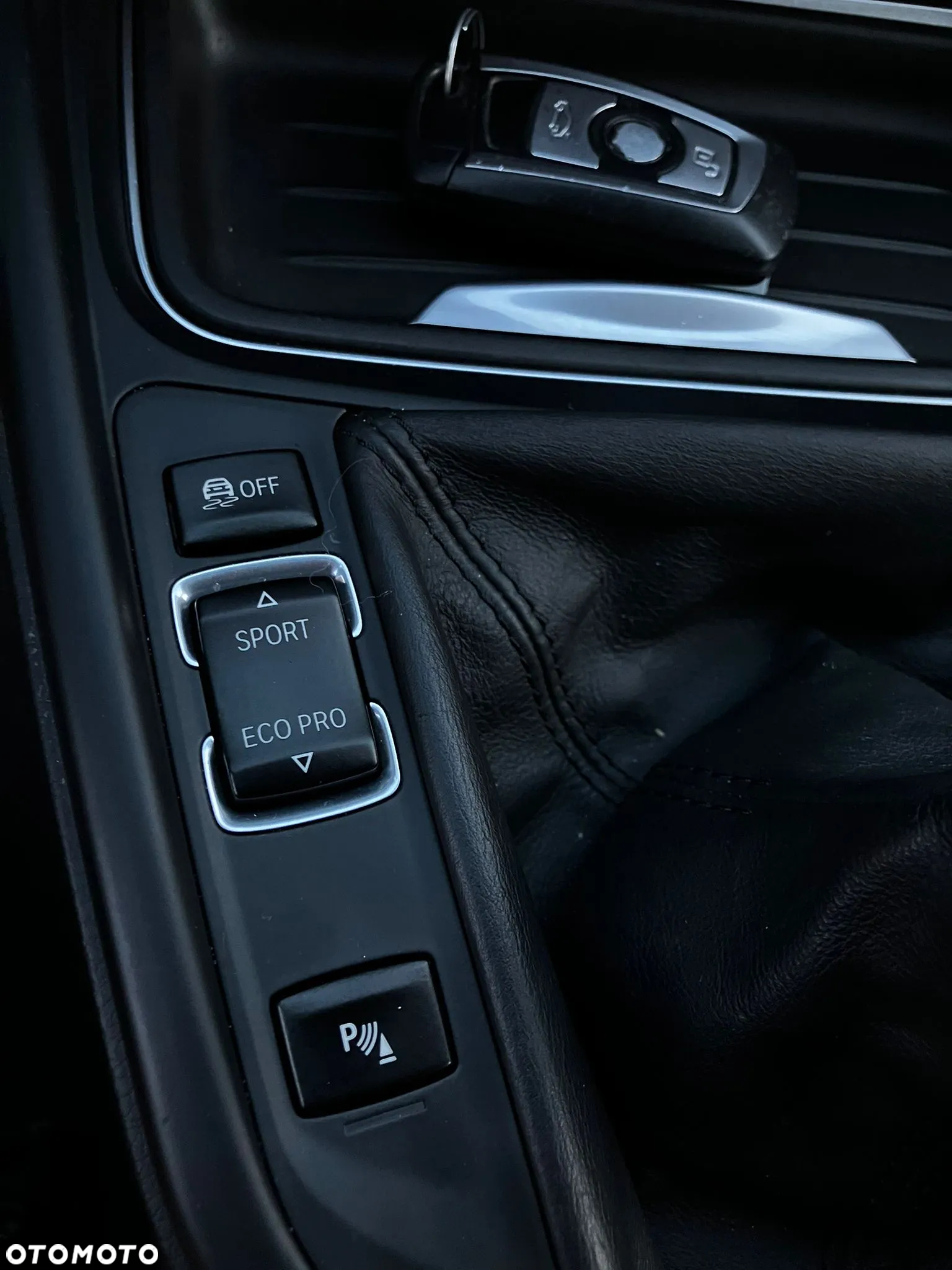 BMW Seria 3 328i Luxury Line - 18