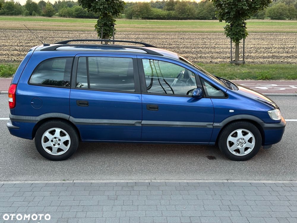 Opel Zafira 1.8 16V Elegance - 12