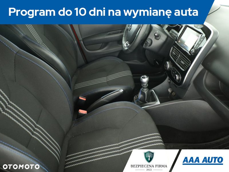 Renault Clio - 8