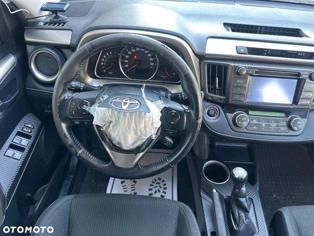 Toyota RAV4 2.0 Active 4x4 - 30
