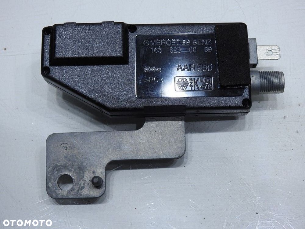 WZMACNIACZ ANTENY MERCEDES ML W163 A1638200089 - 2