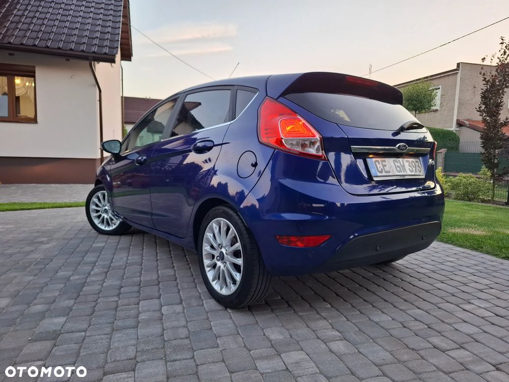 Ford Fiesta - 30