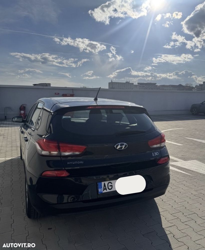 Hyundai i30 1.4 MPi 5DR M/T ISG Highway - 5