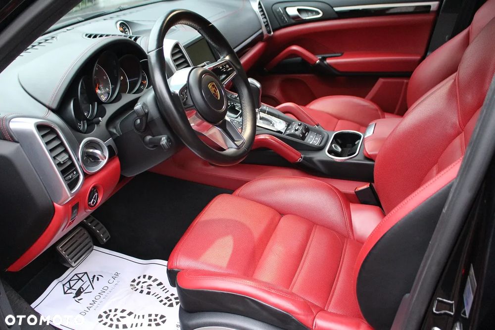 Porsche Cayenne S Diesel Platinum Edition - 4