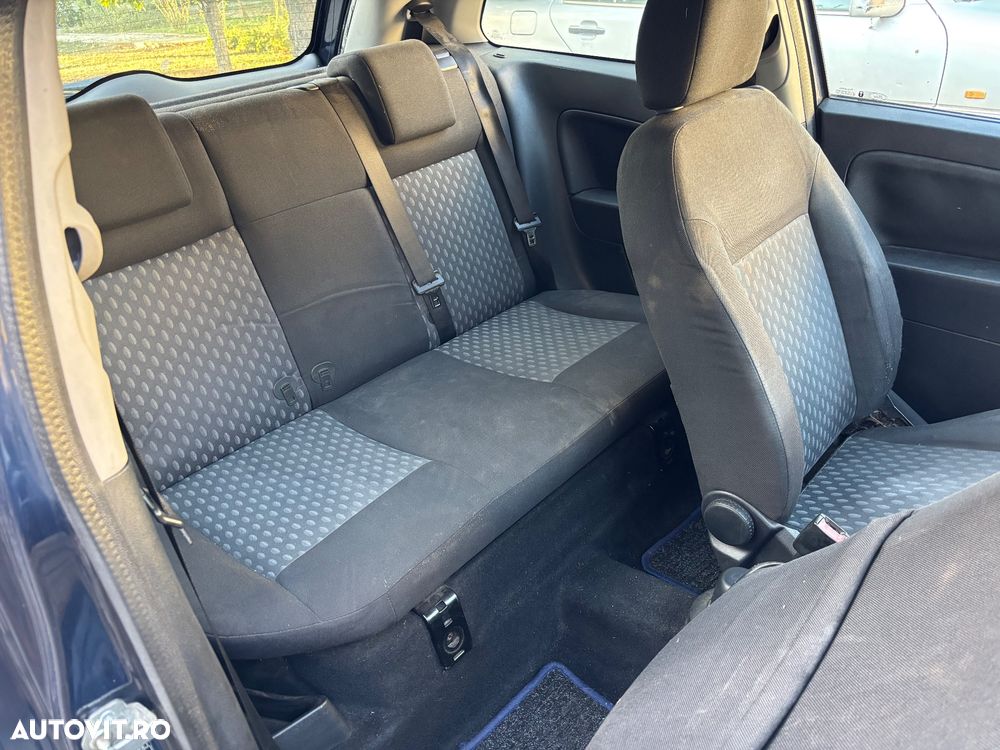 FORD Fiesta 2004 — imagine 5