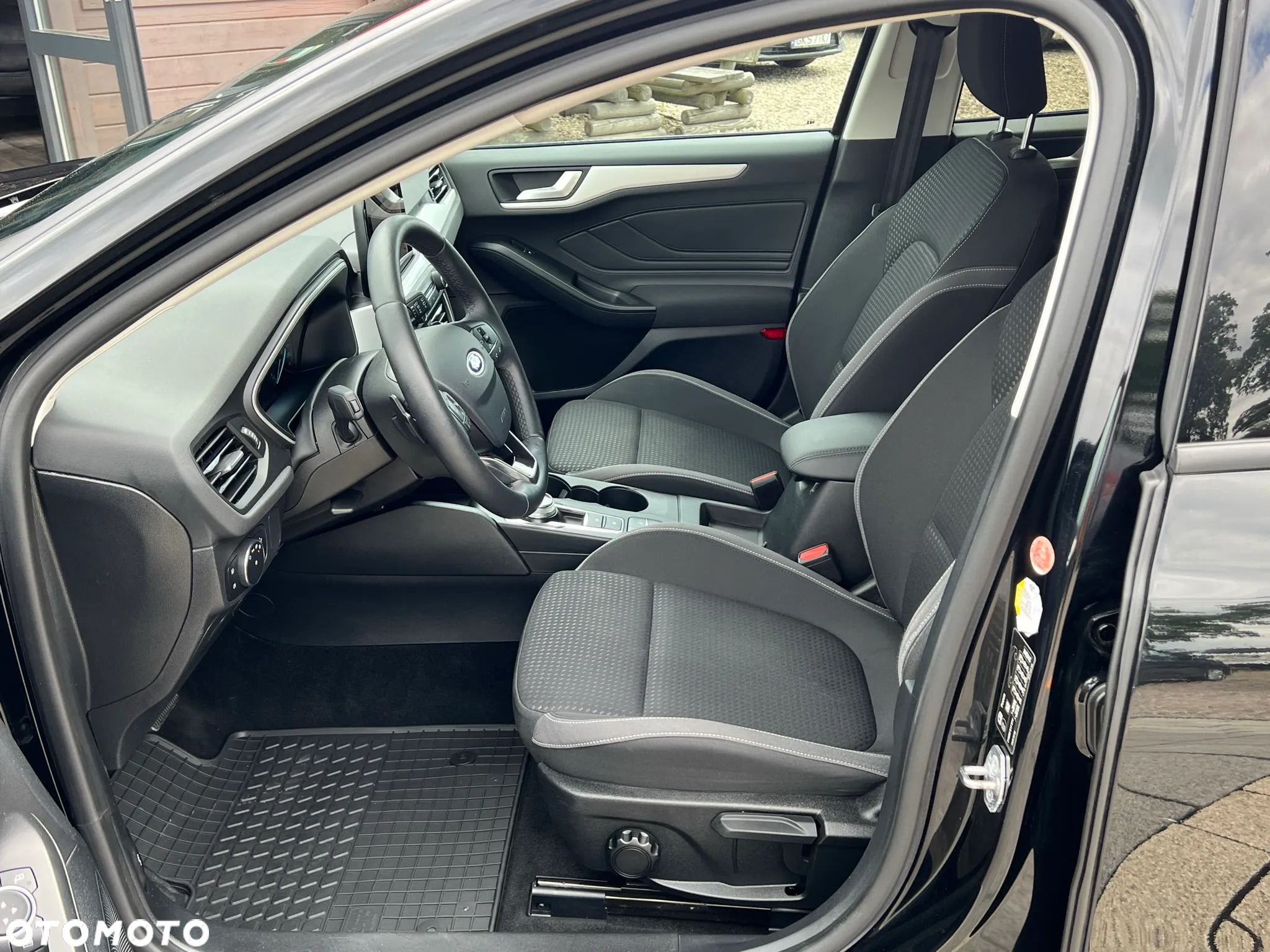 Ford Focus - 14
