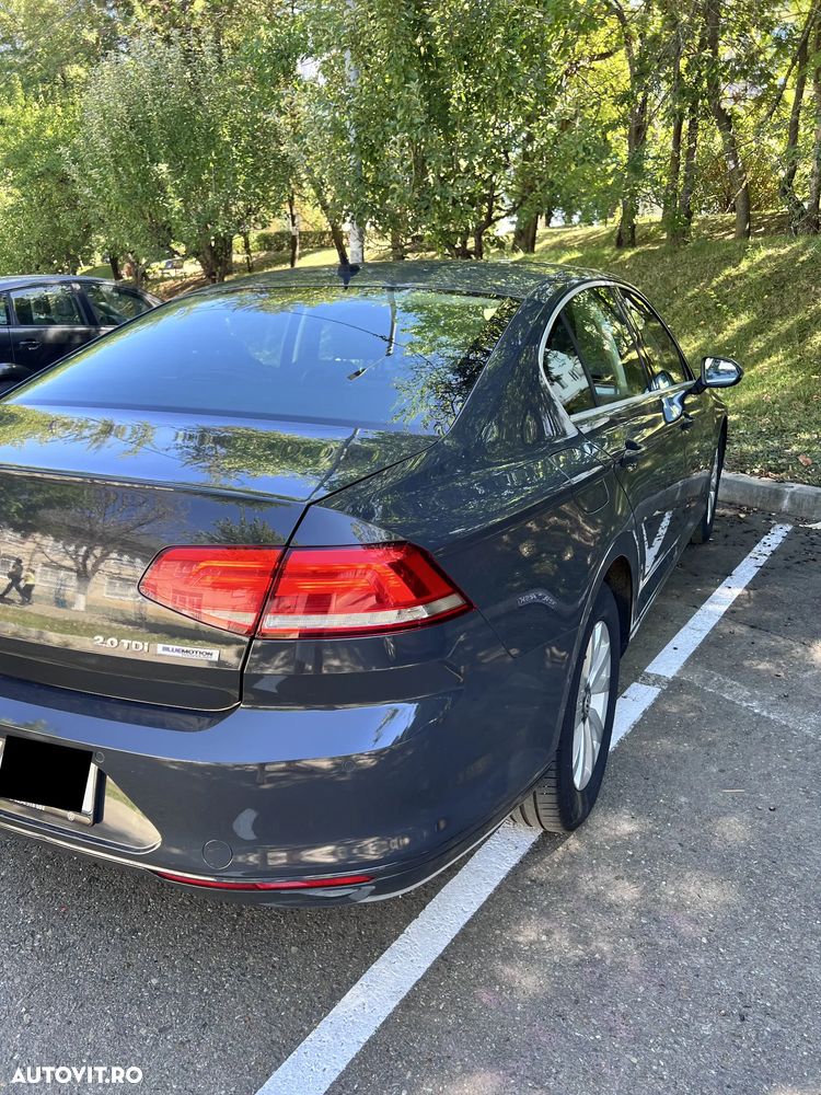 Volkswagen Passat 2.0 TDI DSG Comfortline - 6