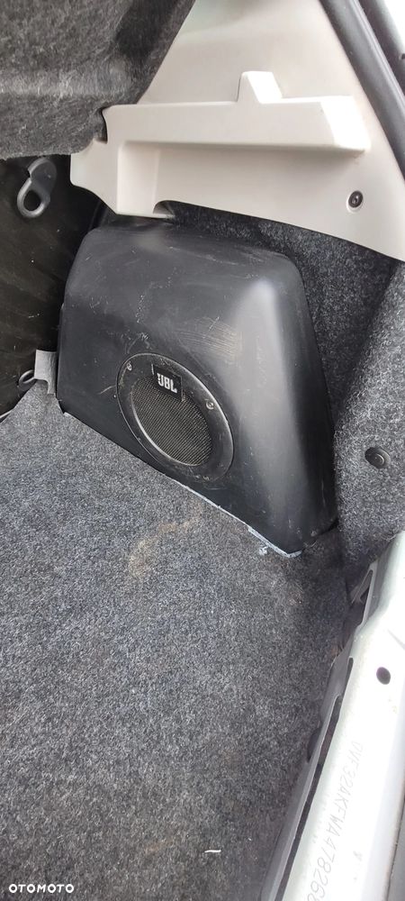 Peugeot 206 75 JBL - 12