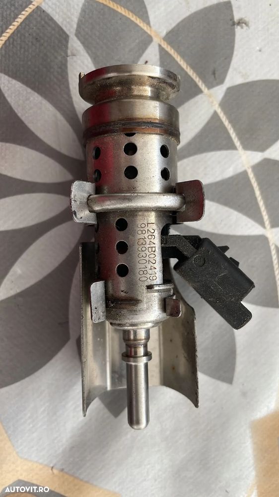 Injector adblue opel citroen peugeot 1.5 hdi 9813930180