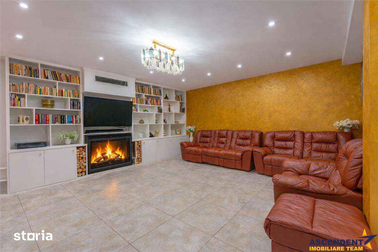 FILM& 3D! Vila high tech, cu semineu, jacuzzi, terasa, 7 camere, Centr - Imagine principală: 2/20