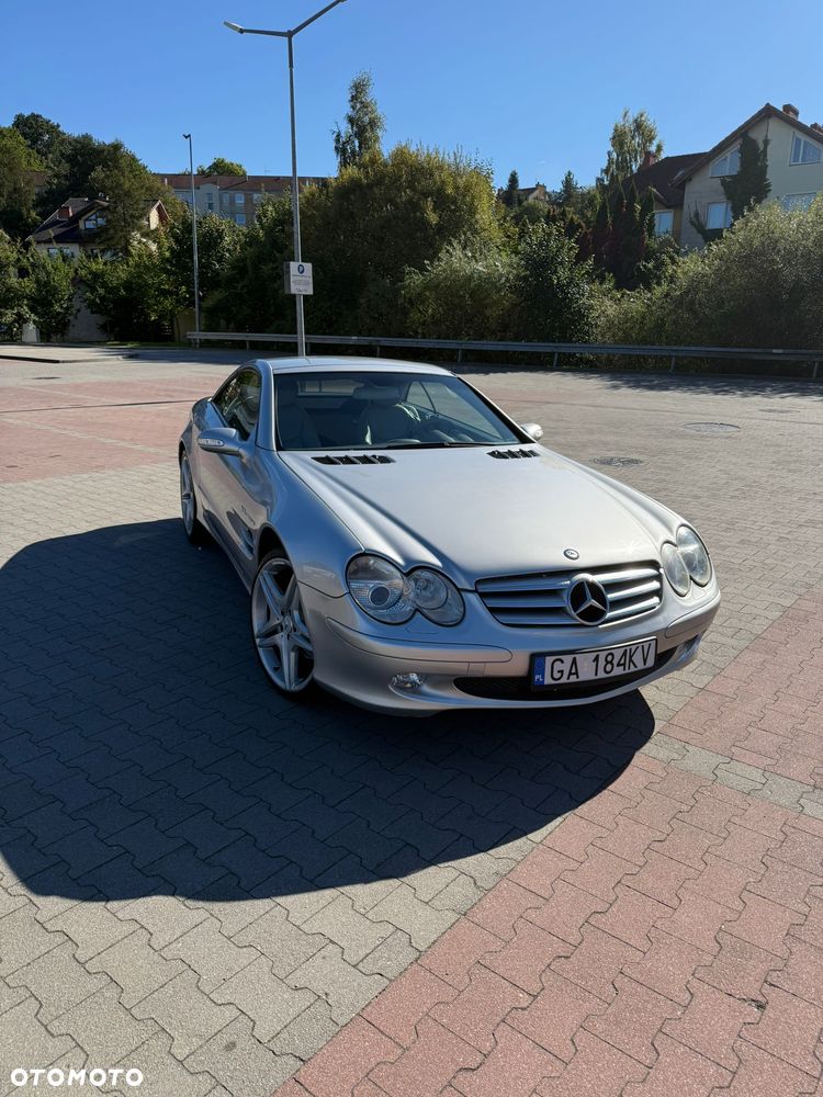 Mercedes-Benz SL - 17