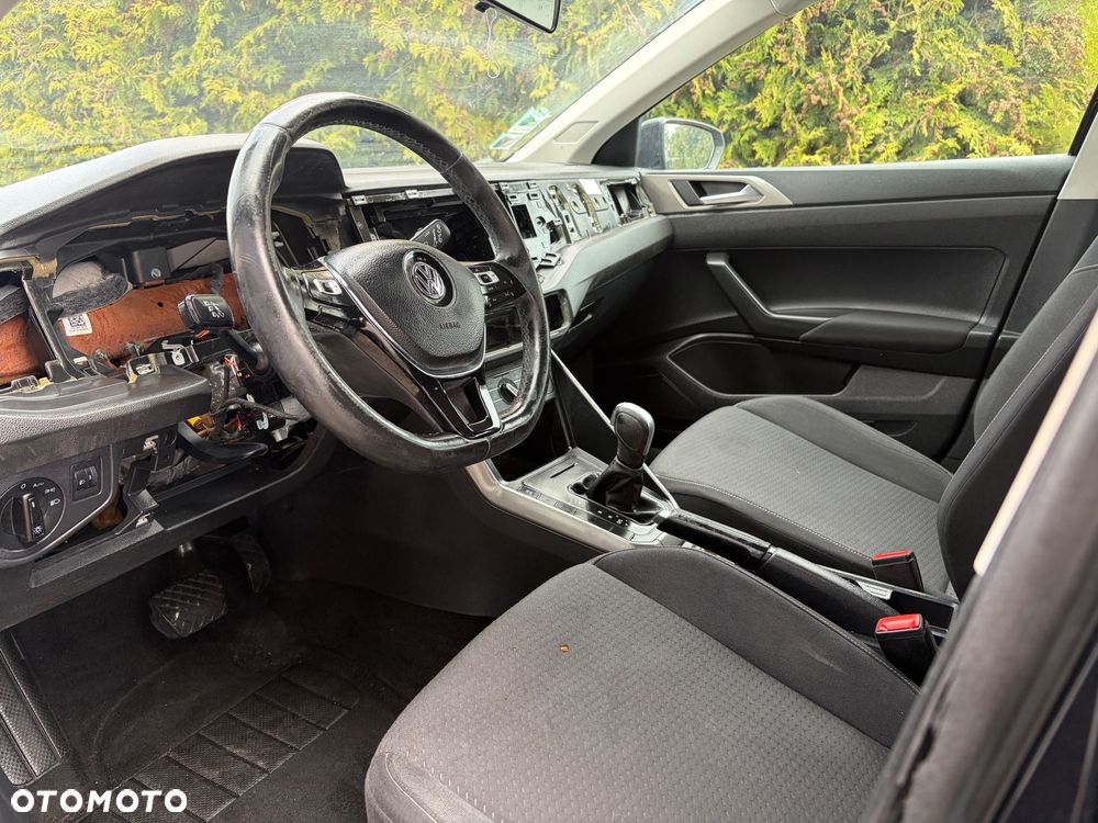 Volkswagen Polo - 13