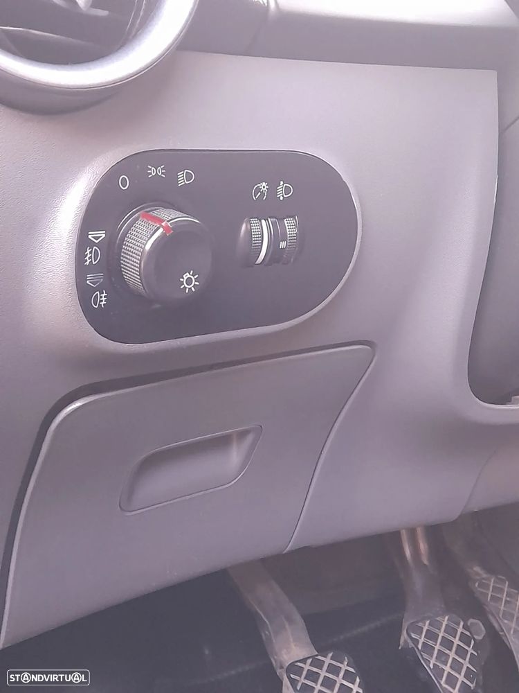 SEAT Ibiza 1.4 TDI Reference - 13