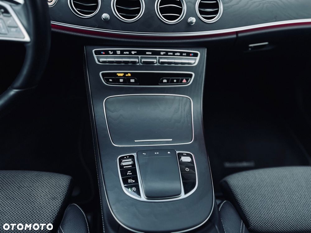 Mercedes-Benz Klasa E - 18