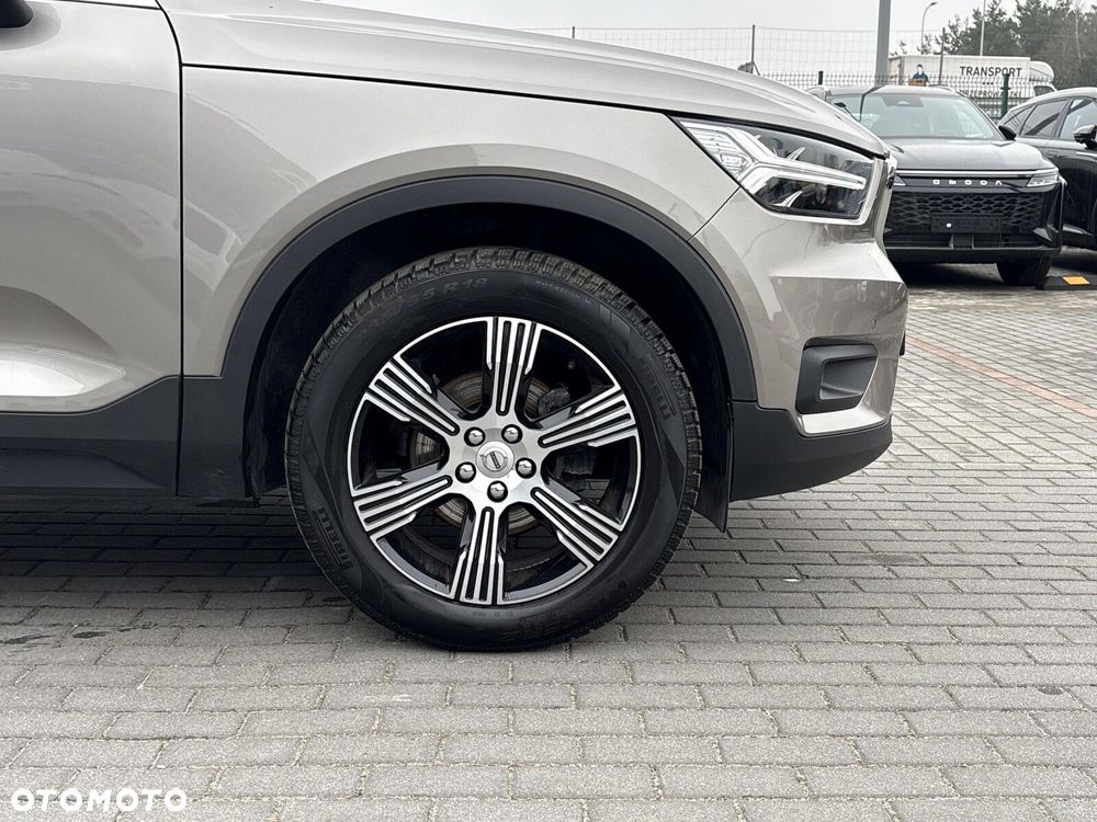 Volvo XC 40 T3 Inscription - 32