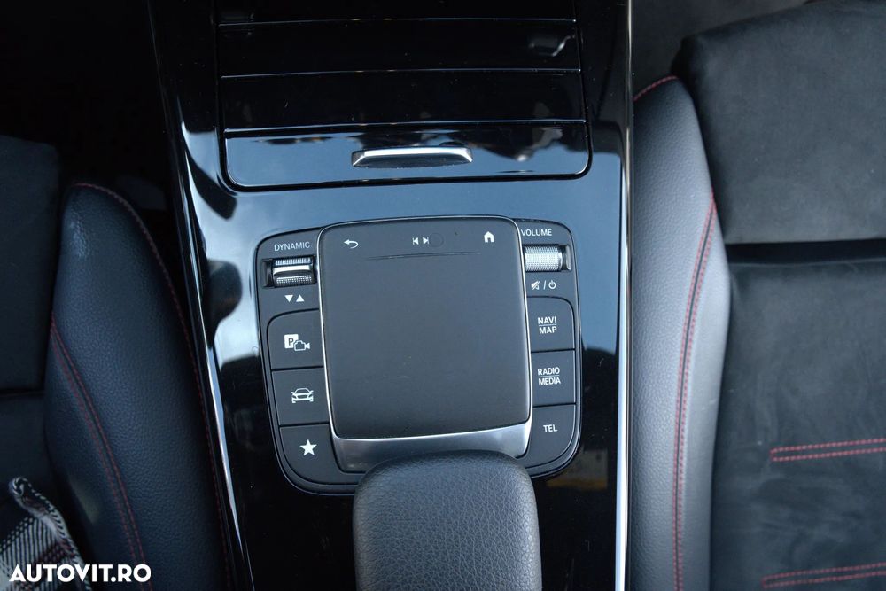 Mercedes-Benz CLA 200 4MATIC Coupe - 11