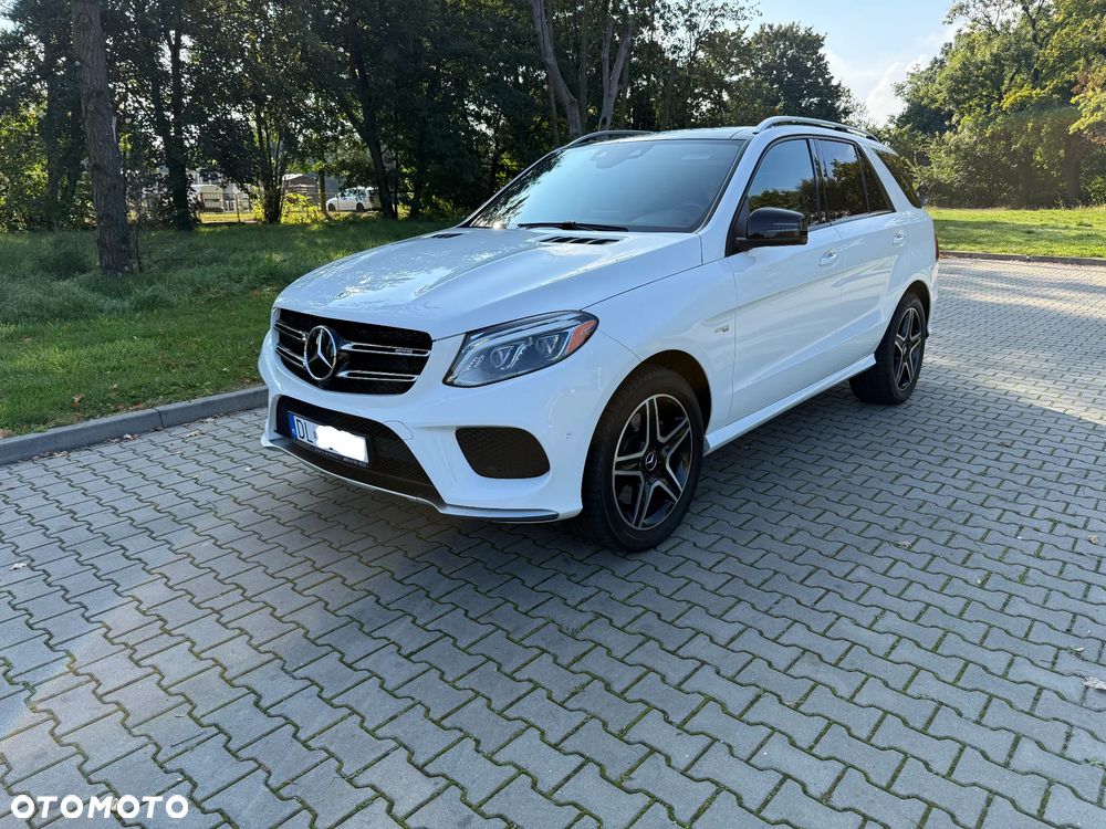 Mercedes-Benz GLE AMG 43 4Matic 9G-TRONIC AMG Line - 3
