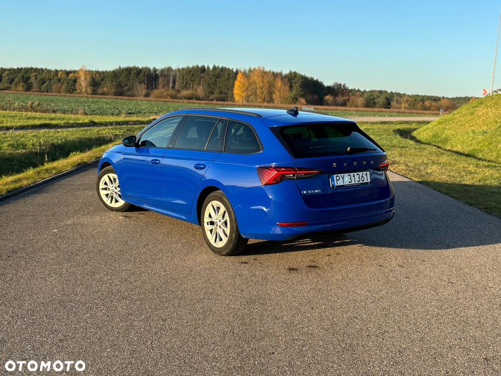 Skoda Octavia 2023 photo 3