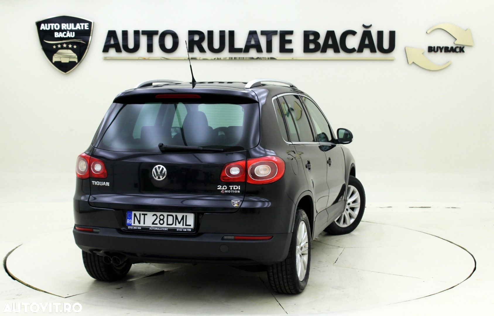 Volkswagen Tiguan - 6