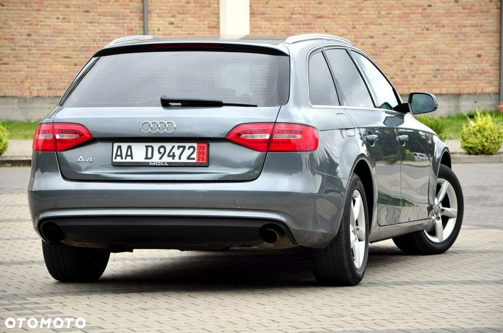 Audi A4 Avant - 8