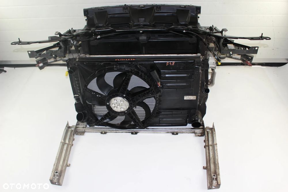 BMW  X1 F 48 PAS PRZEDNI CHŁODNICE KOMPLET - 9