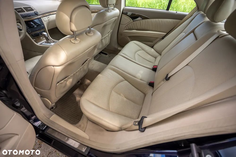 Mercedes-Benz Klasa E 320 Avantgarde - 16