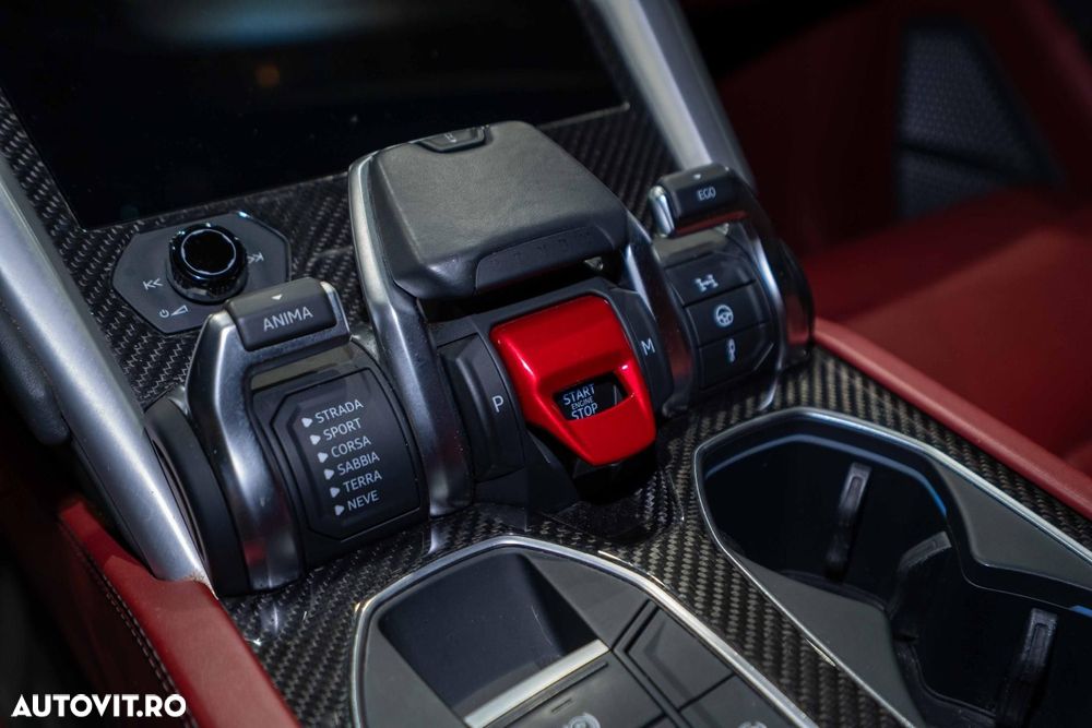 Lamborghini URUS - 24
