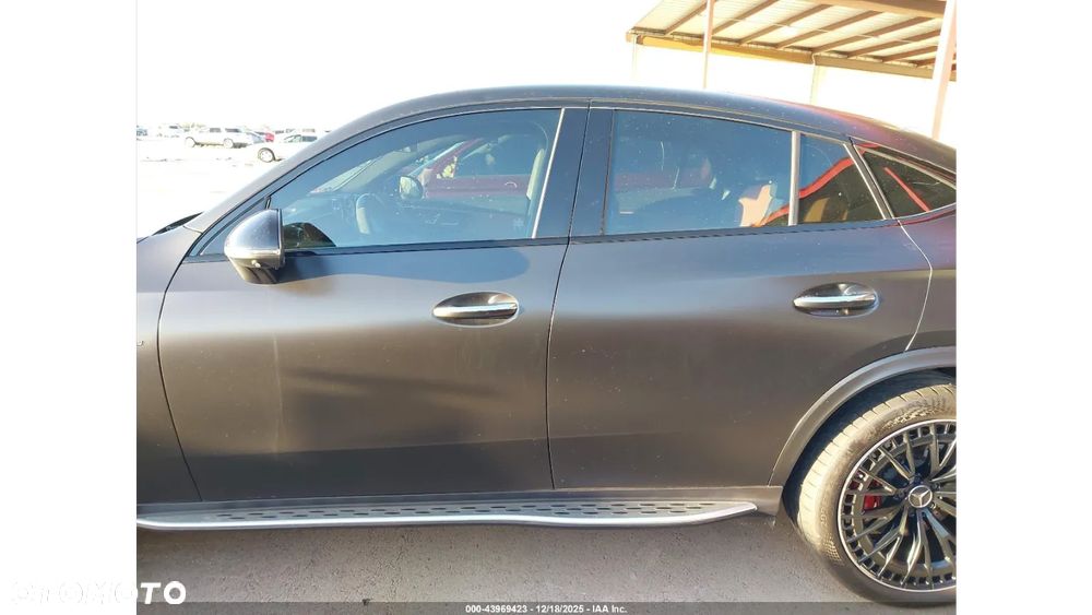 Mercedes-Benz GLC - 7