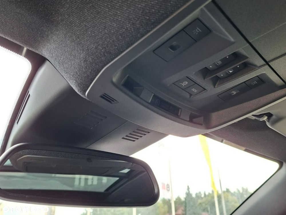 Jeep Compass - 31