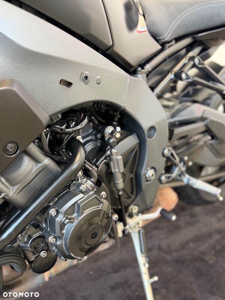 Yamaha MT - 18