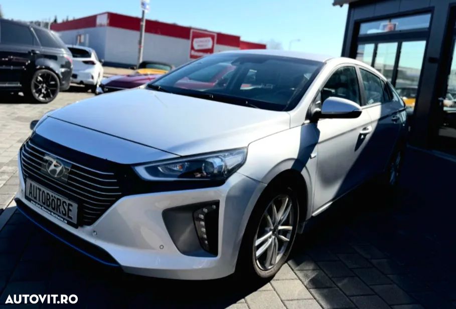 Hyundai IONIQ 1.6 GDI Premium - 1