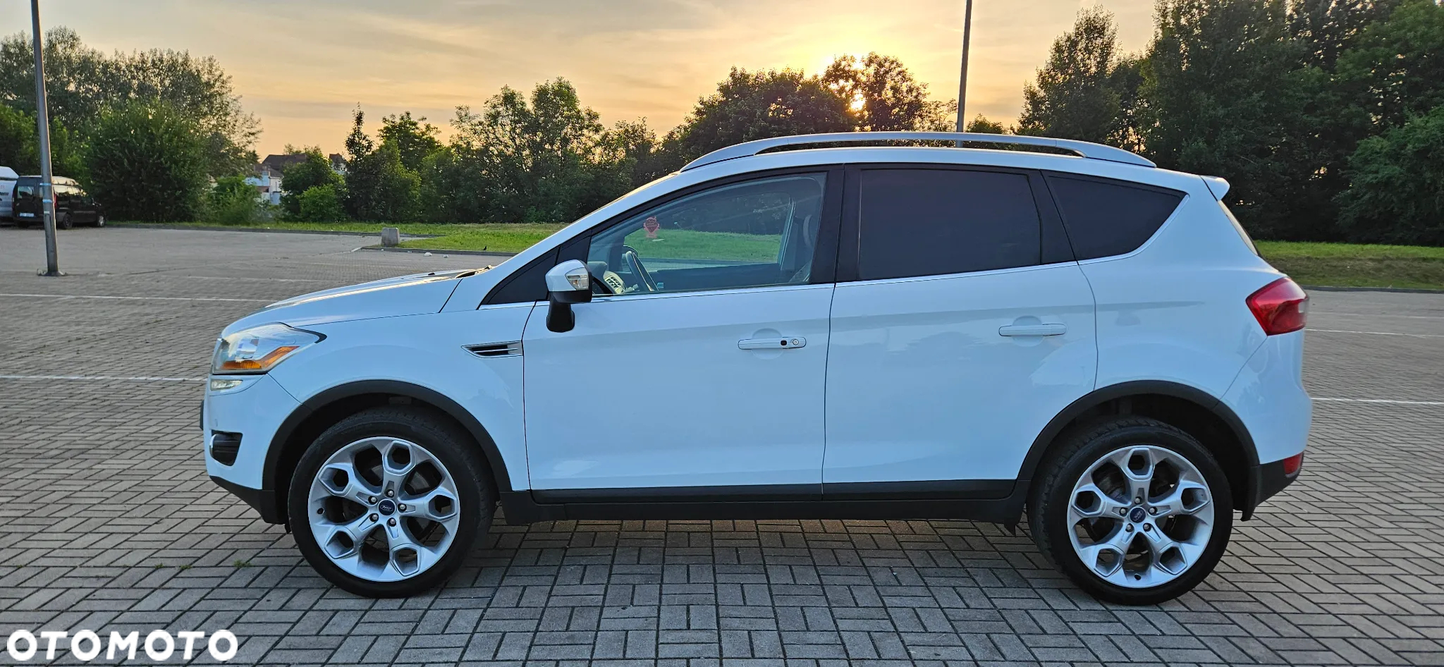 Ford Kuga 2.0 TDCi Titanium S - 17