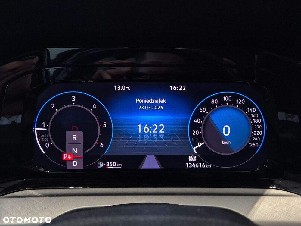 Volkswagen Golf - 18