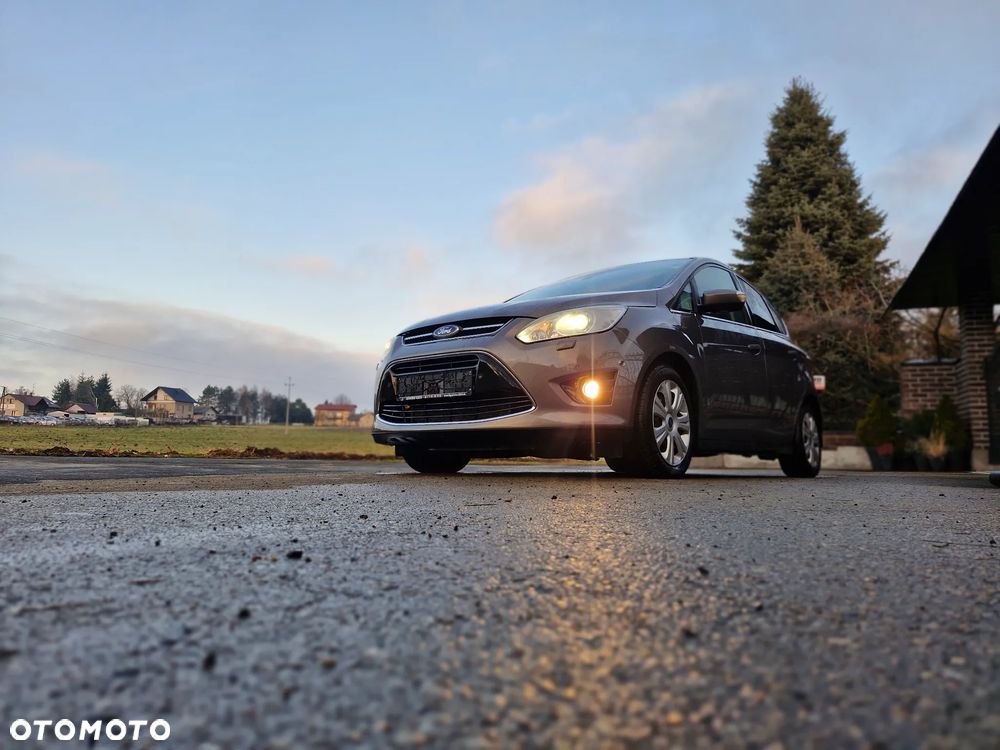 Ford C-MAX 2.0 TDCi Start-Stop-System Titanium - 2